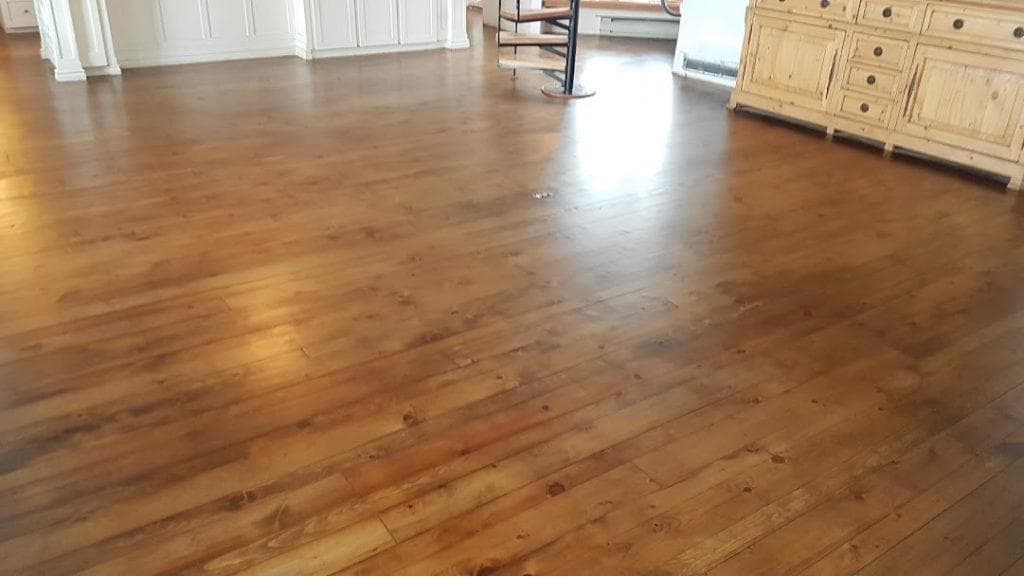 Hardwood & Refinishing project photo